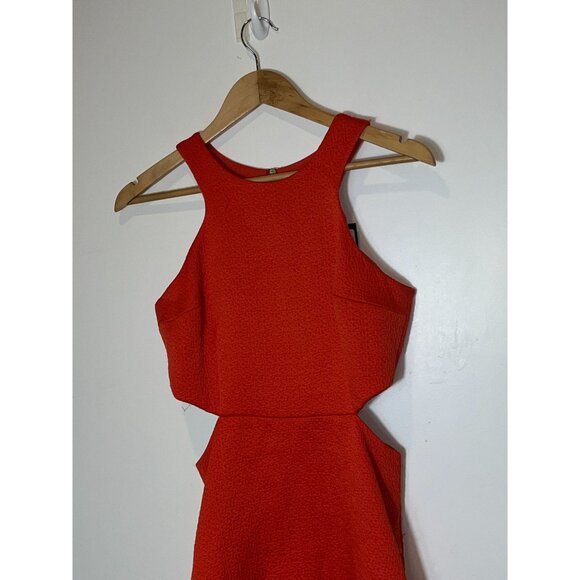 NWT Club Monaco Taika Dress Robe in Red Chilli pepper Women size 2 - Picture 5 of 11